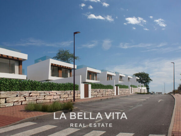 New Build Houses with Private Pools for sale in Finestrat, Alicante, Spain