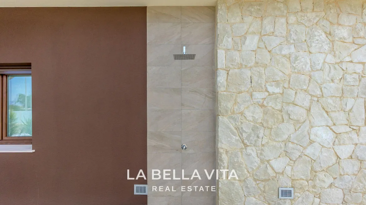 New Build single storey Villas with Private Pools and solarium for sale in Ciudad Quesada, Alicante