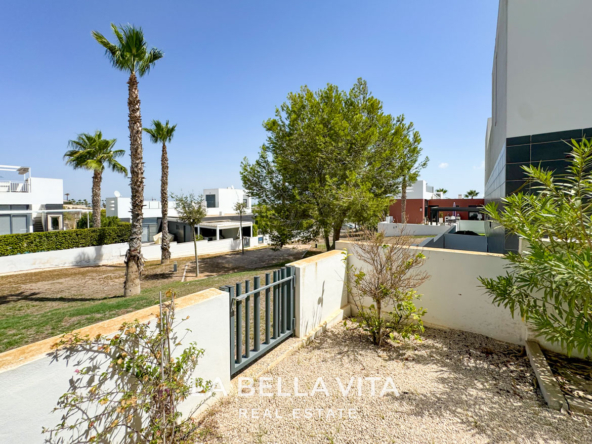 Modern House with private pool for sale in la Finca Golf, Algorfa, Alicante