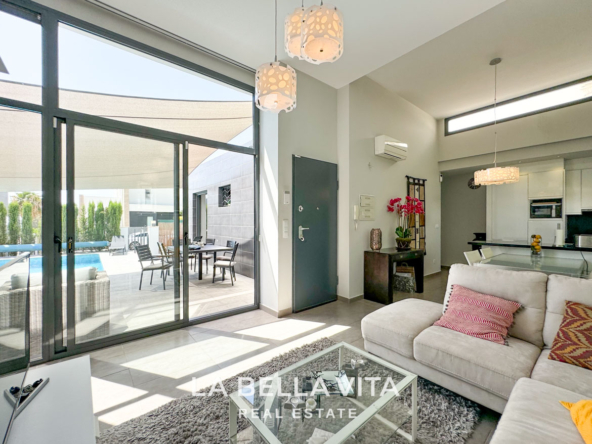 Modern House with private pool for sale in la Finca Golf, Algorfa, Alicante