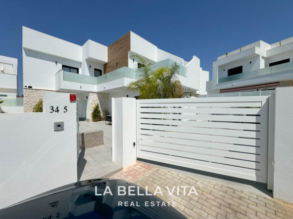 Modern Luxury Resale Property with Private Pool for Sale in La Herrada, Los Montesinos, Alicante, Spain