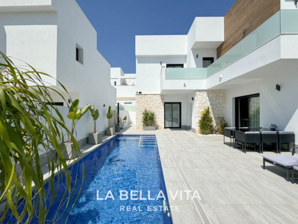 Modern Luxury Resale Property with Private Pool for Sale in La Herrada, Los Montesinos, Alicante, Spain