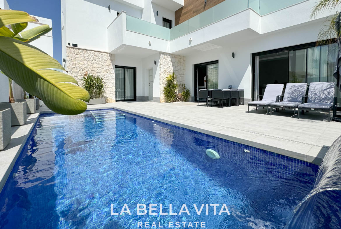 Modern Luxury Resale Property with Private Pool for Sale in La Herrada, Los Montesinos, Alicante, Spain