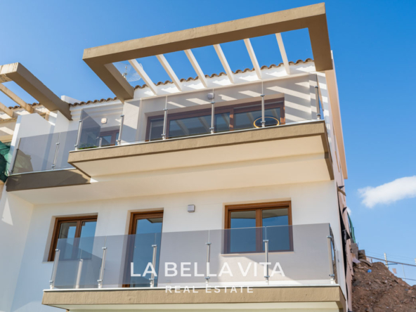 Brand-new Modern Properties with Sea Views for Sale in La Nucia, Alicante