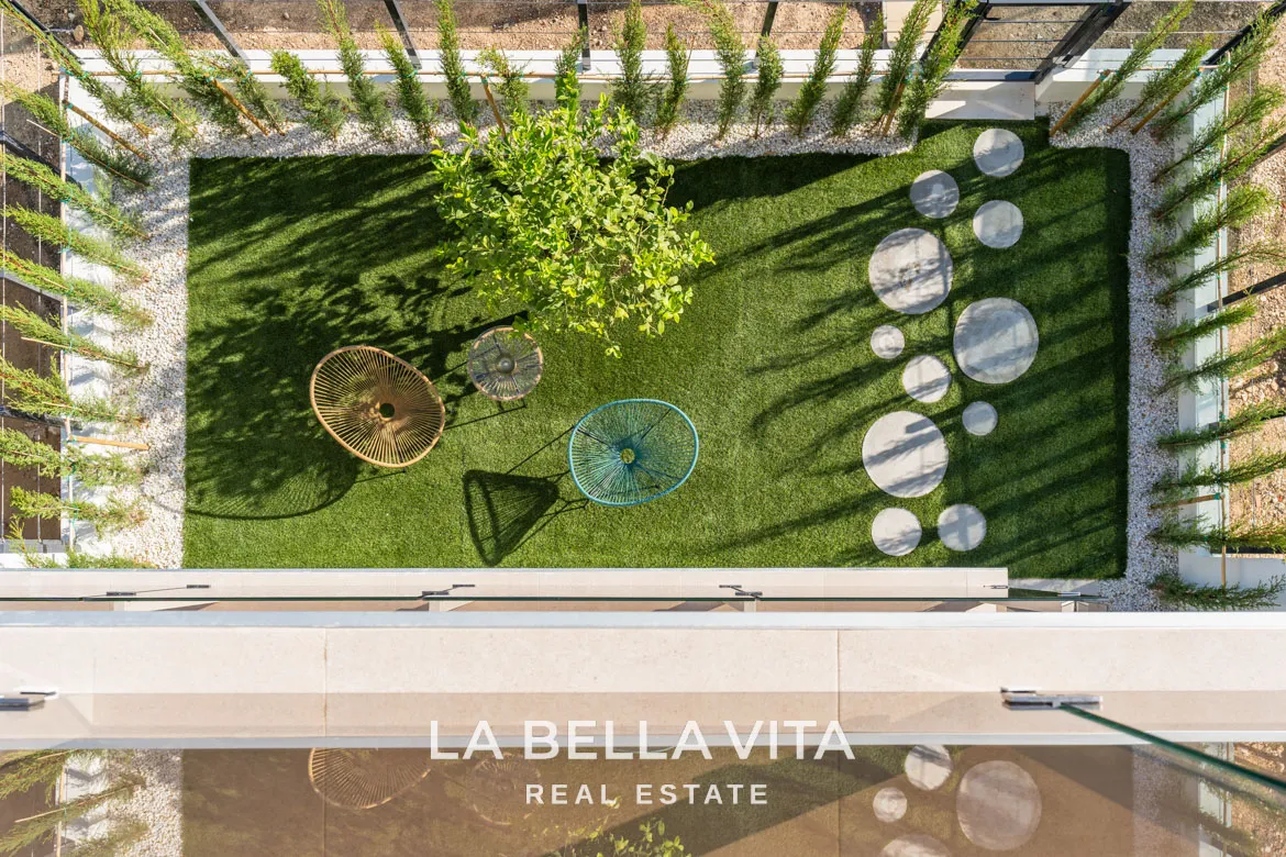 Brand-new Modern Properties with Sea Views for Sale in La Nucia, Alicante