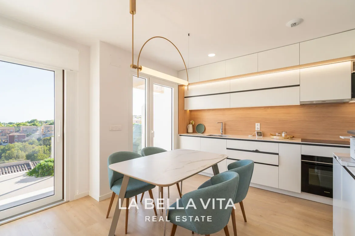 Brand-new Modern Properties with Sea Views for Sale in La Nucia, Alicante