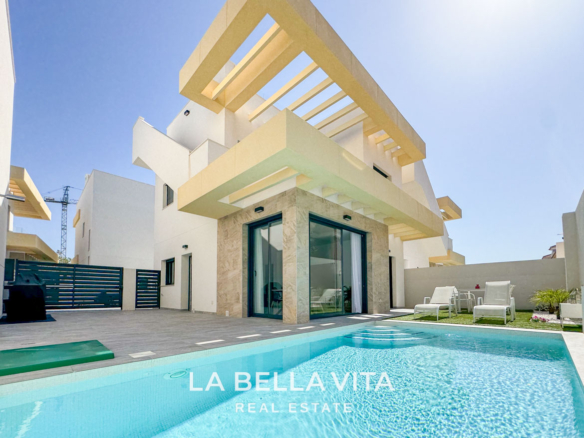 Modern Resale Villa with Private Pool for sale in La Herrada, Los Montesinos