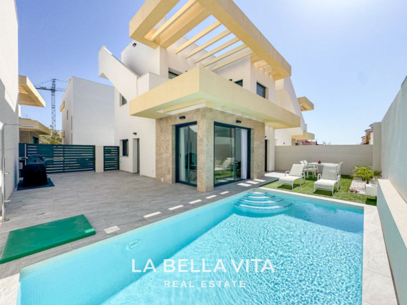 Modern Resale Villa with Private Pool for sale in La Herrada, Los Montesinos