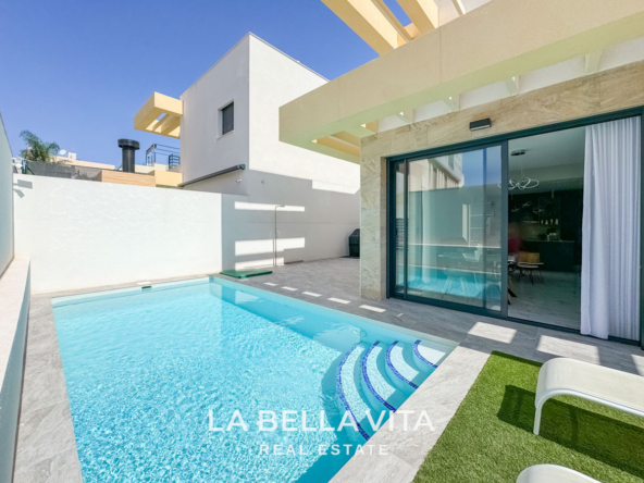 Modern Resale Villa with Private Pool for sale in La Herrada, Los Montesinos