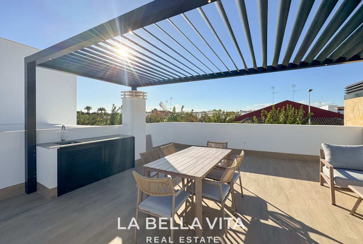 New Build Luxury Villas on one level for sale in San Pedro del Pinatar, Murcia