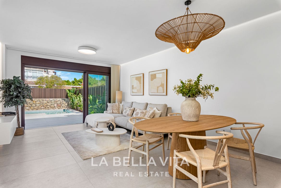 New Build Modern Mediterranean-Style Villa for sale in Mil Palmeras, Alicante