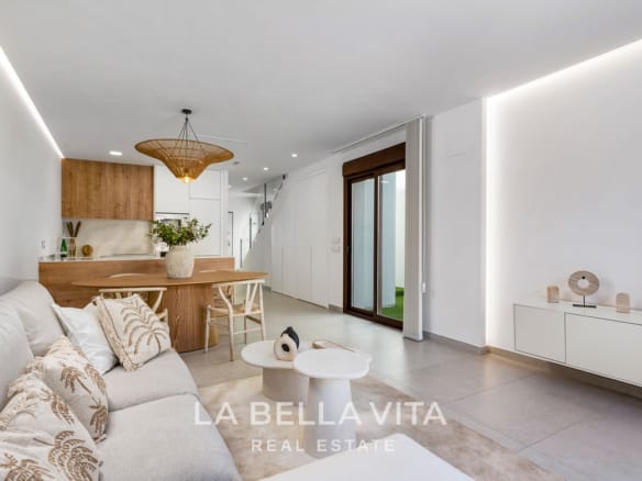 New Build Modern Mediterranean-Style Villa for sale in Mil Palmeras, Alicante