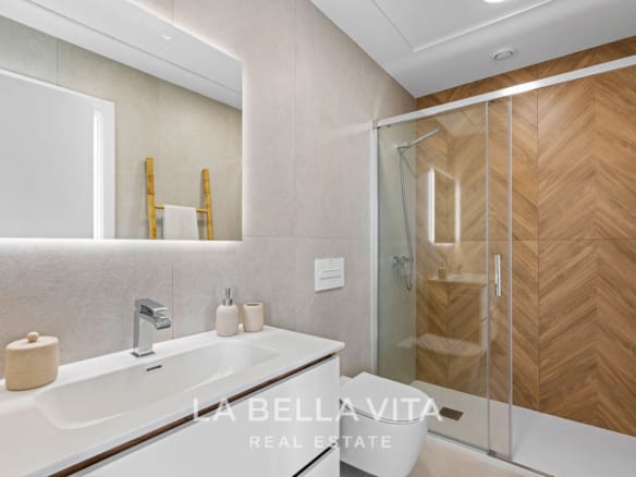 New Build Modern Mediterranean-Style Villa for sale in Mil Palmeras, Alicante