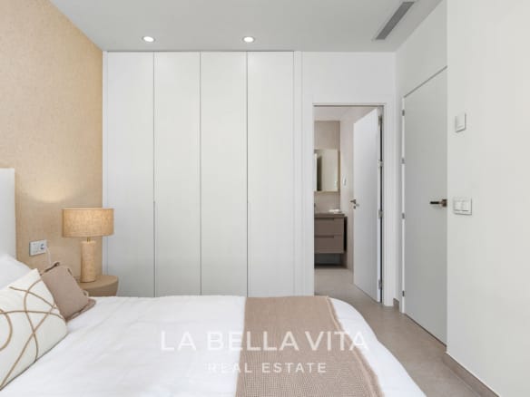 New Build Modern Mediterranean-Style Villa for sale in Mil Palmeras, Alicante