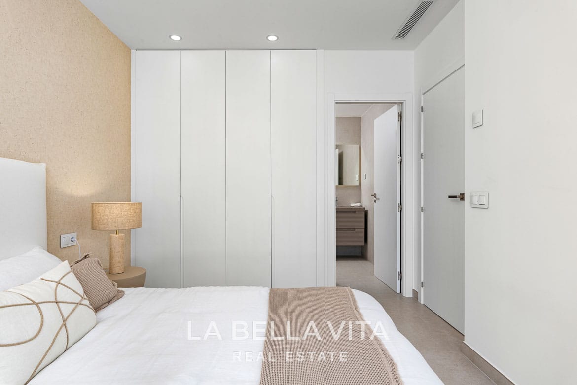 New Build Modern Mediterranean-Style Villa for sale in Mil Palmeras, Alicante