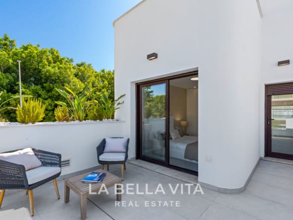 New Build Modern Mediterranean-Style Villa for sale in Mil Palmeras, Alicante