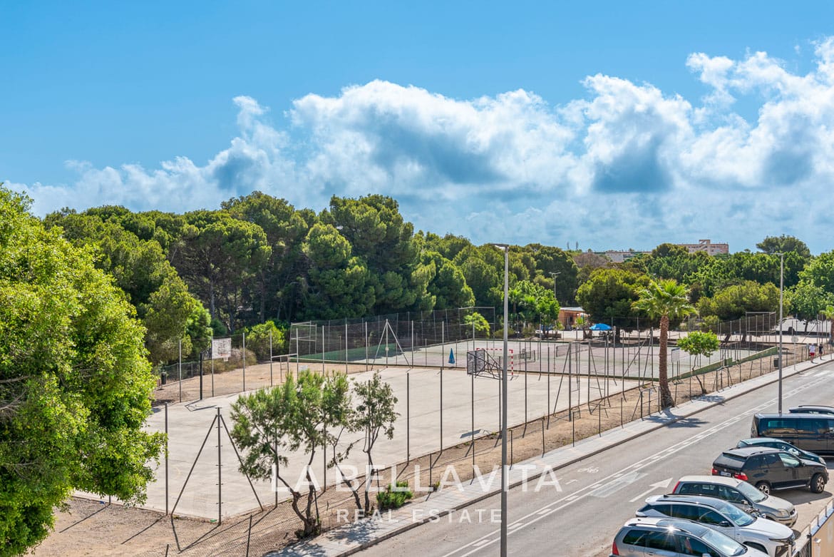 New Build Modern Mediterranean-Style Villa for sale in Mil Palmeras, Alicante