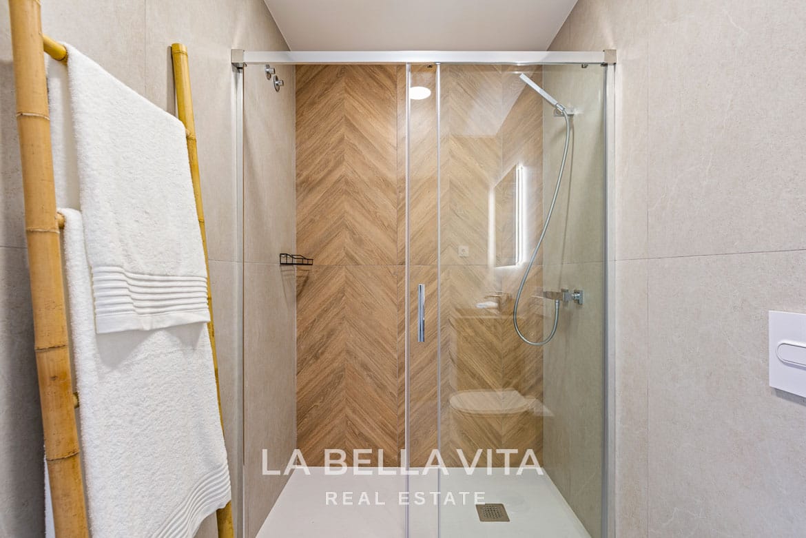 New Build Modern Mediterranean-Style Villa for sale in Mil Palmeras, Alicante