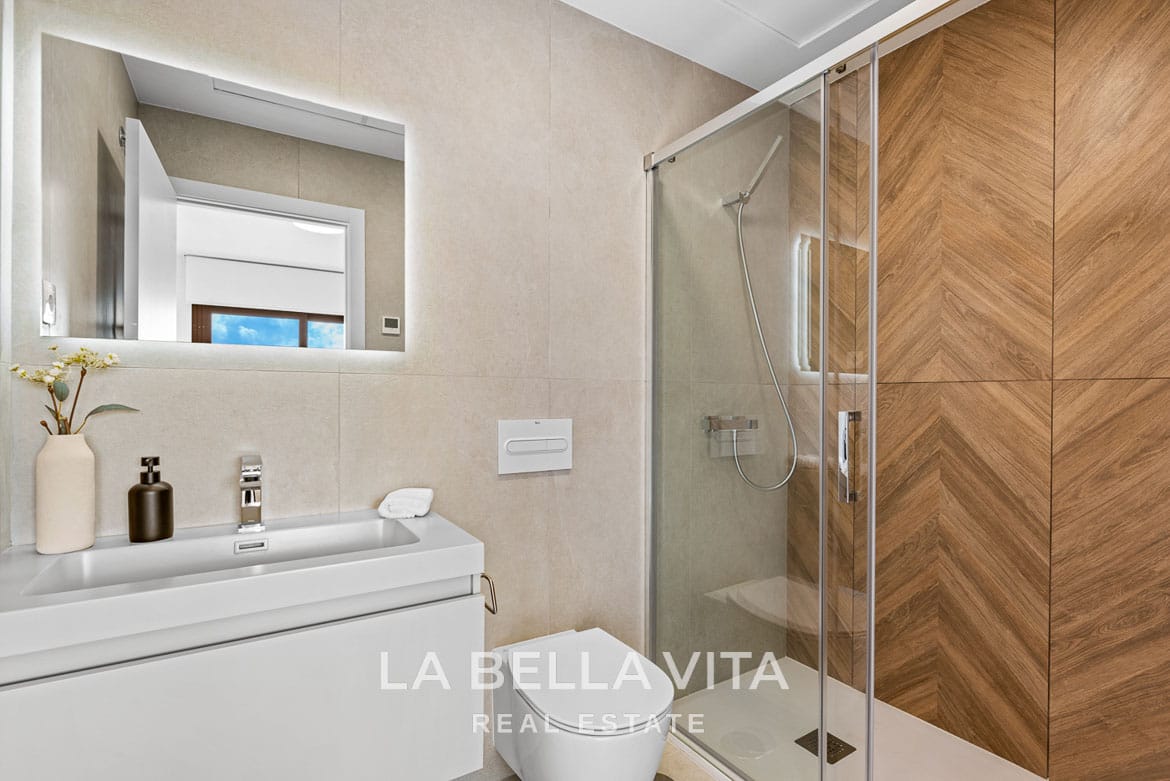 New Build Modern Mediterranean-Style Villa for sale in Mil Palmeras, Alicante