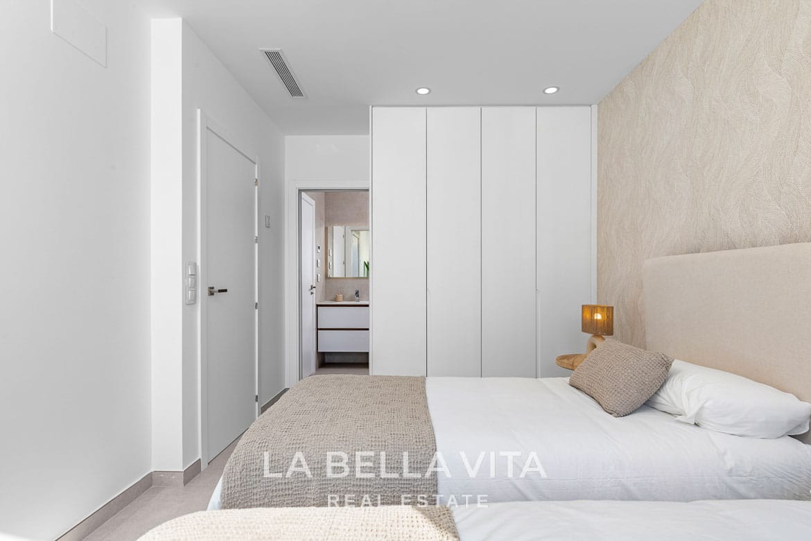 New Build Modern Mediterranean-Style Villa for sale in Mil Palmeras, Alicante