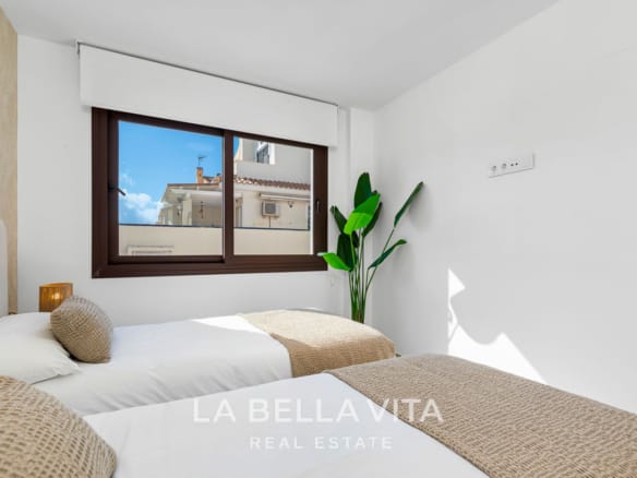 New Build Modern Mediterranean-Style Villa for sale in Mil Palmeras, Alicante