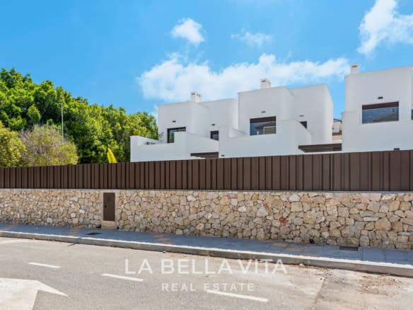 New Build Modern Mediterranean-Style Villa for sale in Mil Palmeras, Alicante