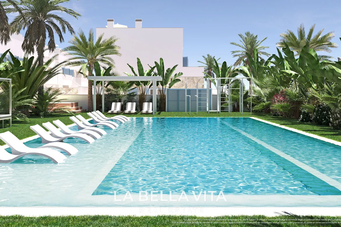 New Build top floor Apartments with solarium for sale by the beach in Torre de la Horadada, Alicante, Spain