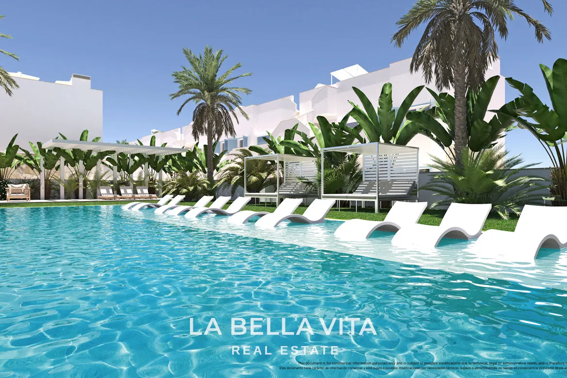 New Build top floor Apartments with solarium for sale by the beach in Torre de la Horadada, Alicante, Spain