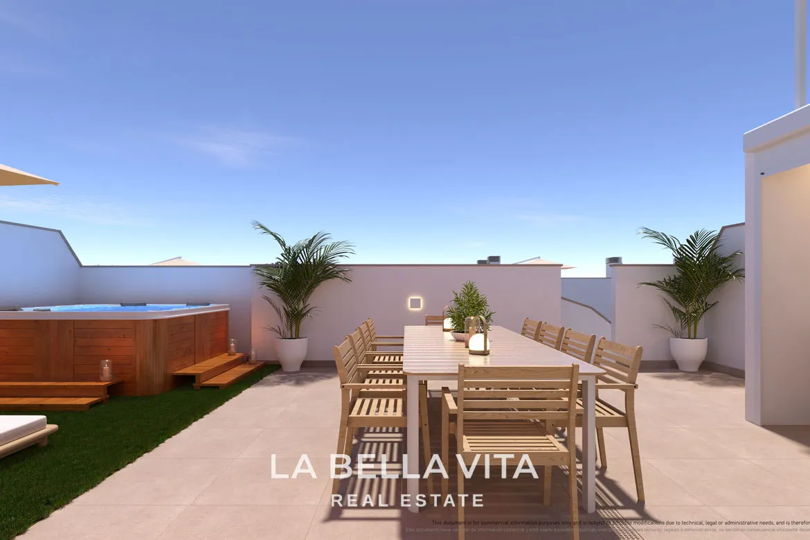 New Build top floor Apartments with solarium for sale by the beach in Torre de la Horadada, Alicante, Spain