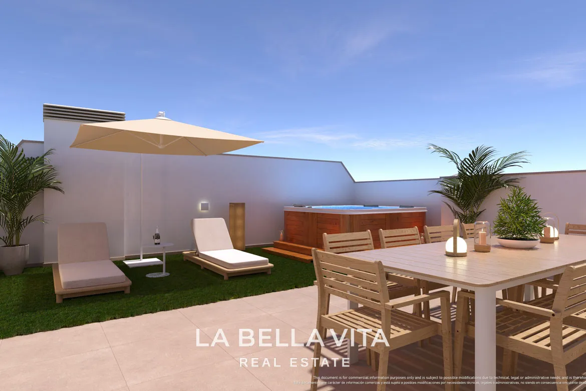 New Build top floor Apartments with solarium for sale by the beach in Torre de la Horadada, Alicante, Spain