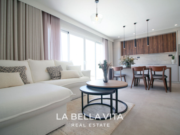 New Build top floor Apartments with solarium for sale by the beach in Torre de la Horadada, Alicante, Spain