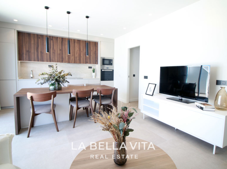 New Build top floor Apartments with solarium for sale by the beach in Torre de la Horadada, Alicante, Spain