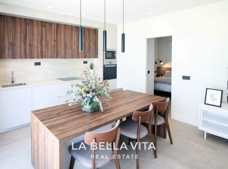 New Build top floor Apartments with solarium for sale by the beach in Torre de la Horadada, Alicante, Spain