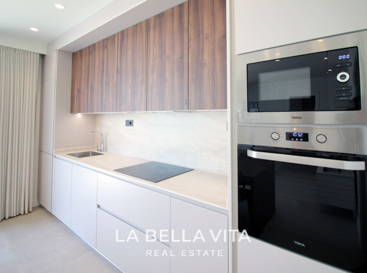 New Build top floor Apartments with solarium for sale by the beach in Torre de la Horadada, Alicante, Spain
