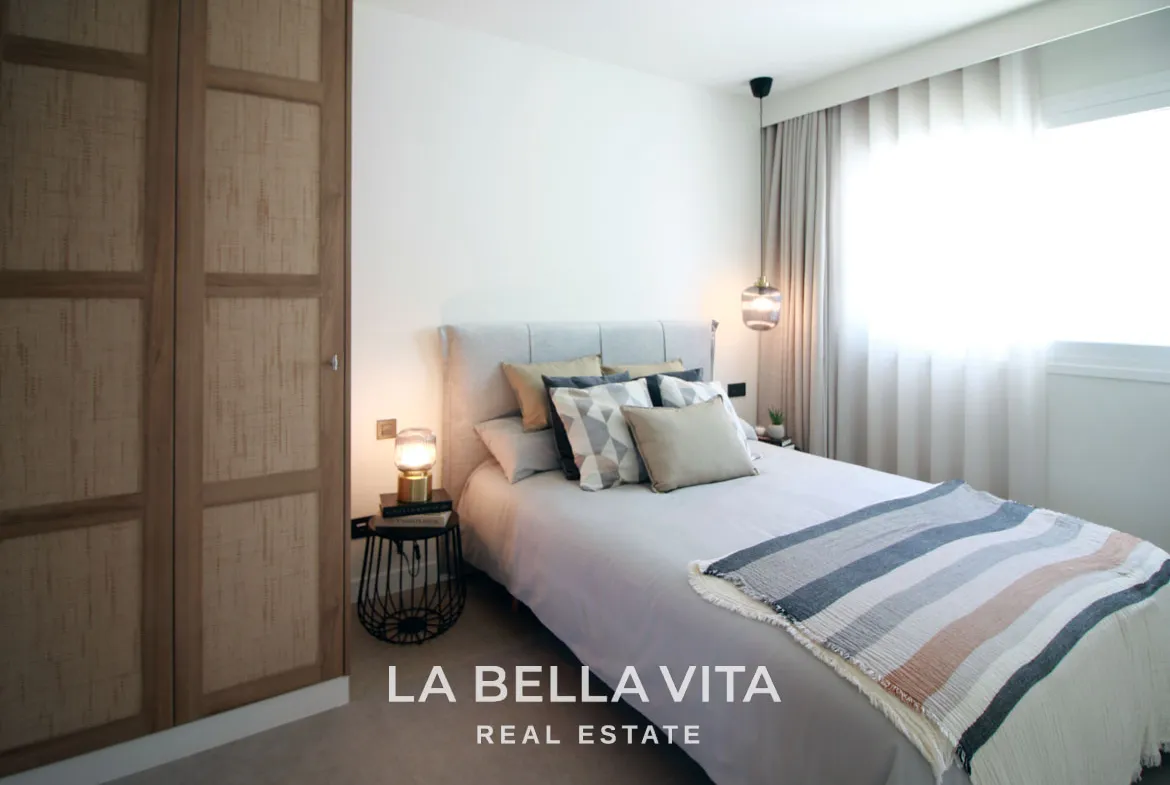 New Build top floor Apartments with solarium for sale by the beach in Torre de la Horadada, Alicante, Spain