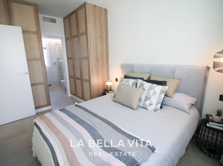 New Build top floor Apartments with solarium for sale by the beach in Torre de la Horadada, Alicante, Spain