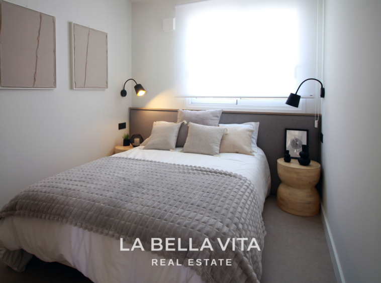 New Build top floor Apartments with solarium for sale by the beach in Torre de la Horadada, Alicante, Spain