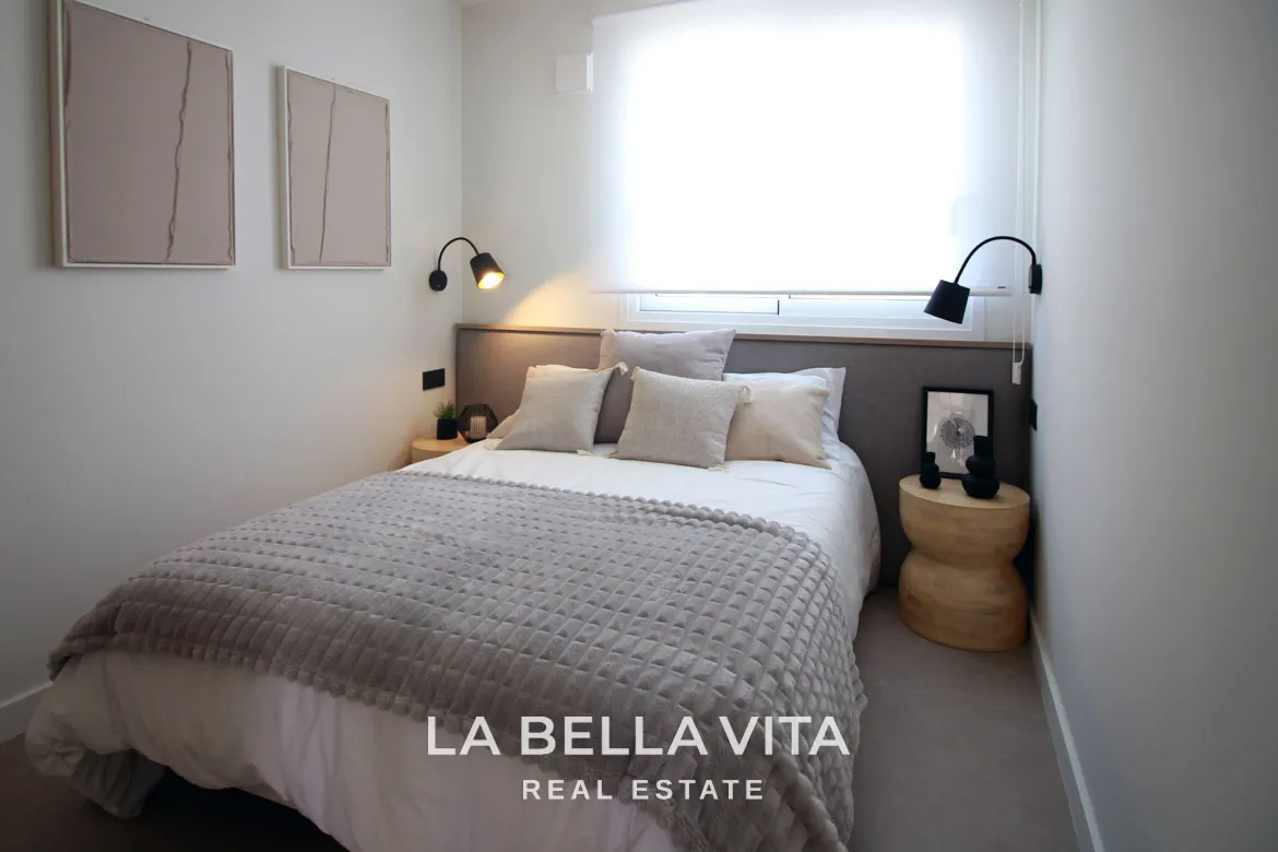 New Build top floor Apartments with solarium for sale by the beach in Torre de la Horadada, Alicante, Spain