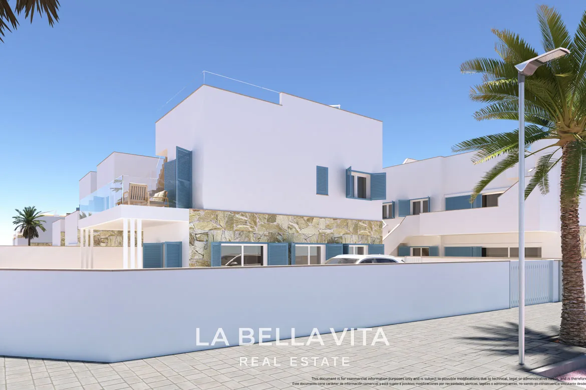 New Build top floor Apartments with solarium for sale by the beach in Torre de la Horadada, Alicante, Spain