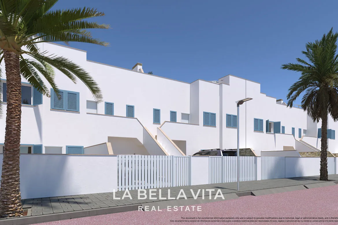 New Build top floor Apartments with solarium for sale by the beach in Torre de la Horadada, Alicante, Spain