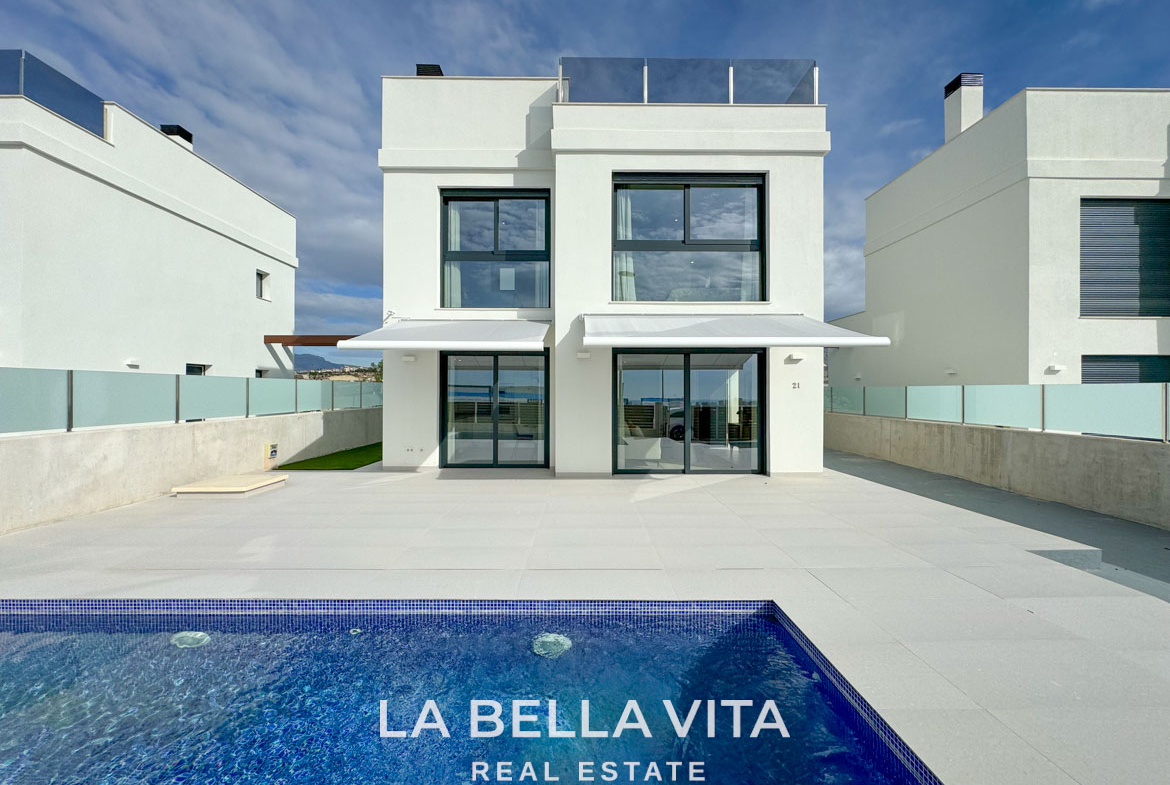 New Build Villas with sea views for sale in Mutxamel, Alicante