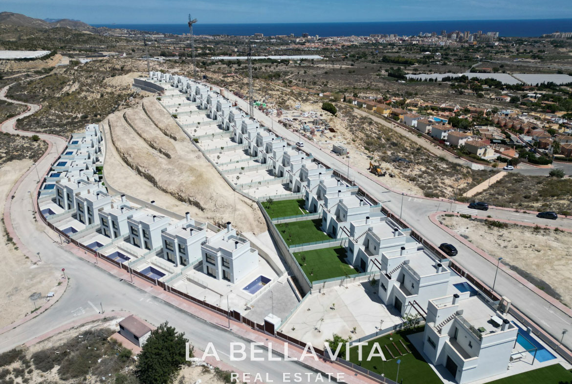 New Build Villas with sea views for sale in Mutxamel, Alicante