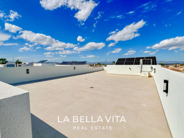 New Build Independent Villas with private pools for sale in Benijofar, Alicante