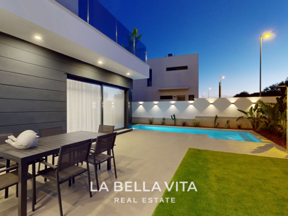 New Build Properties with private pools for sale in Roda Golf, Murcia, Spain