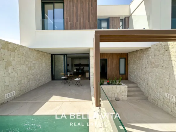 New Build properties with private pool, basement and solarium for sale in Dolores, Alicante
