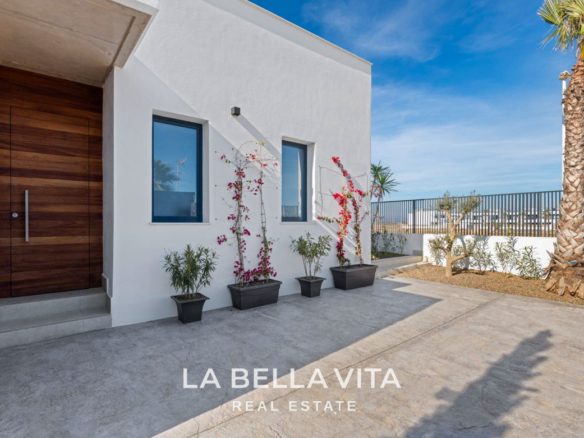 Independent New Build Villas with private pools for Sale in Mar de Cristal, Mar Menor, Murcia, Spain