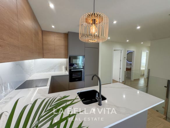 New Build Villas with Private Pools and Basements for sale in Ciudad Quesada, Alicante