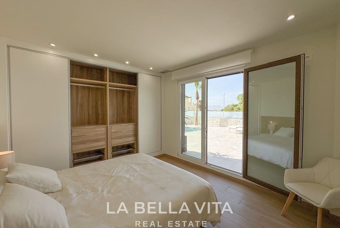 New Build Villas with Private Pools and Basements for sale in Ciudad Quesada, Alicante