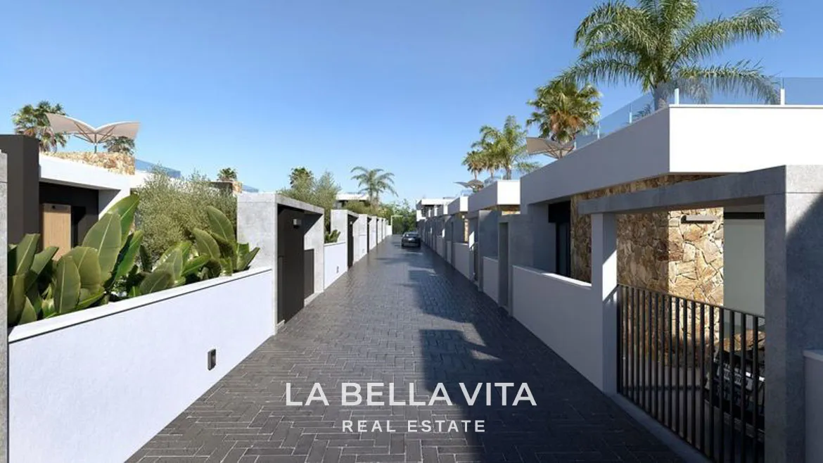 Furnished New Build Villas with Private pools for sale in Ciudad Quesada, Alicante