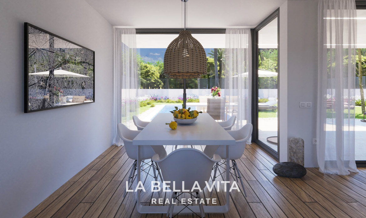 Luxury Independent New Build Villas with for sale in La Marina Urbanisation, Alicante